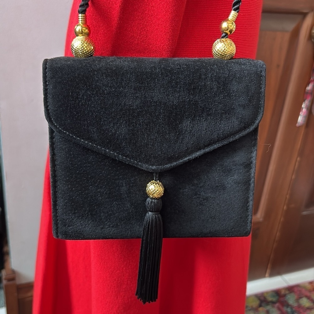 Mary Kay handcrafted exclusive Suede like black/gold/tassel Crossbody bag NWOT